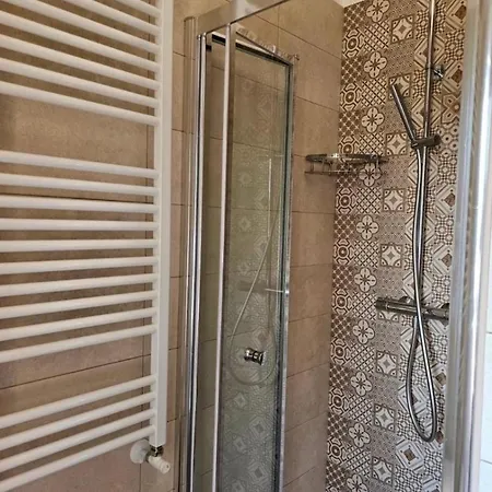 Lina 840 Lägenhet Monopoli